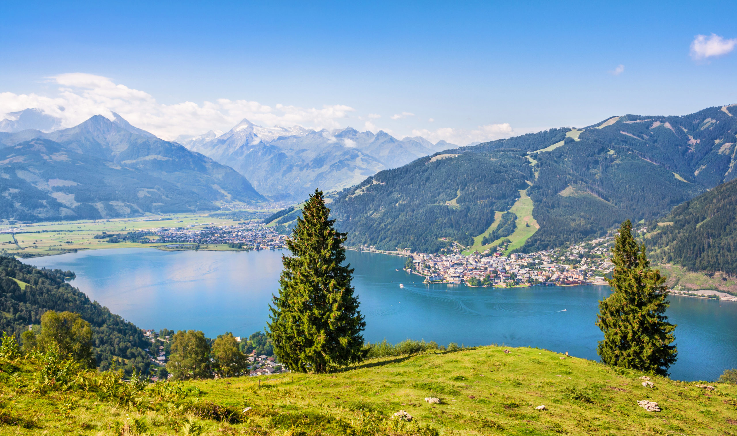 schöne landschaft mit alpen und zeller see in zell am see, salzburger land, Österreich